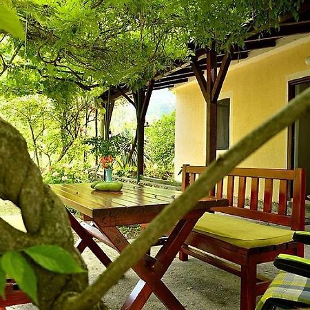 Ivan'S Holiday Home Virpazar Exterior photo